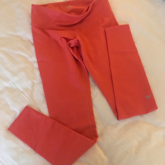 Women’s Alo yoga airbrush leggings guava small - Picture 2 of 6